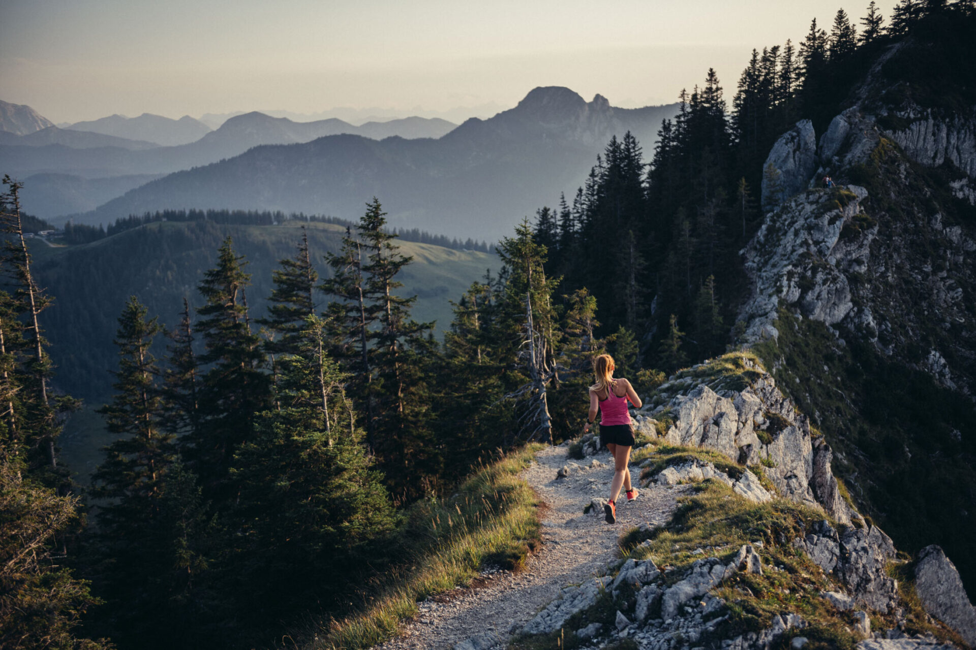 FAM_7417_B@PhilPham-1920x1280